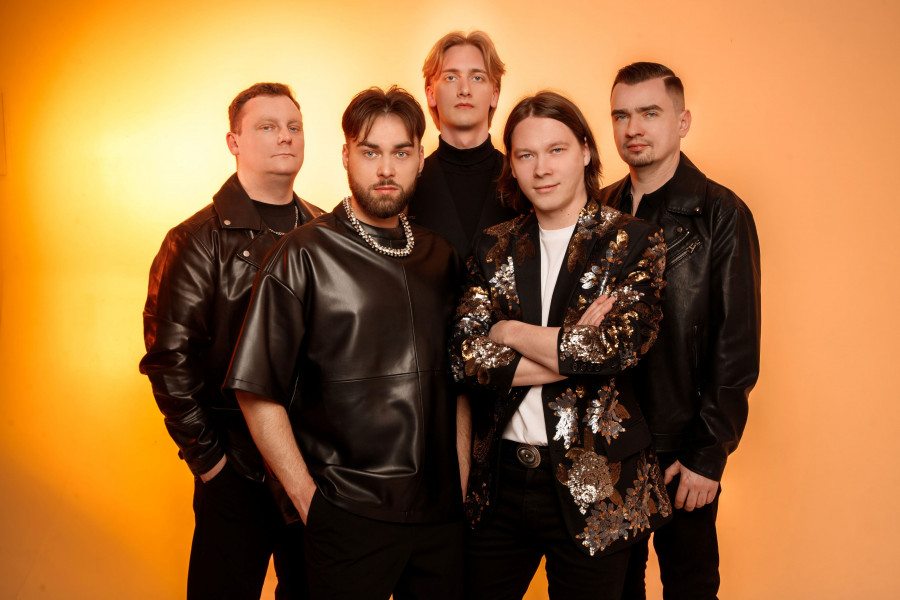 ПЕСНИ ГИПЕРБОЛИ С ГРУППОЙ HUGE SOUL. // КОЛОНАДА