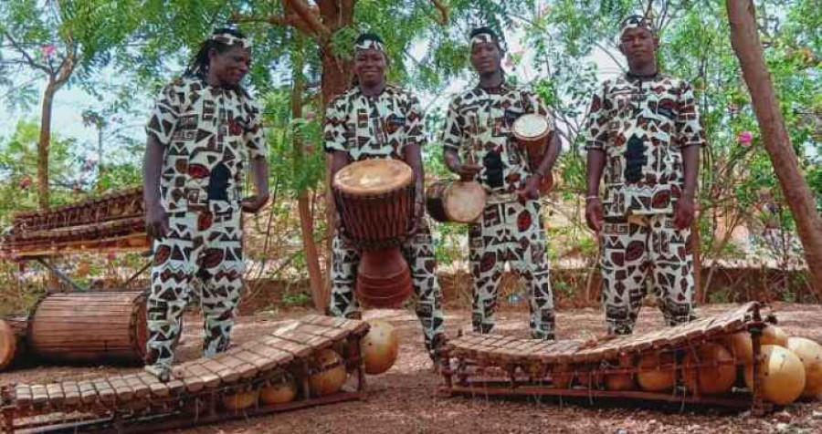 Burkina Azza koncertas Žiogeliuose
